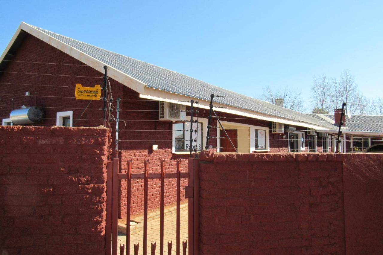 Pab-Love Guest House Kuruman Dış mekan fotoğraf