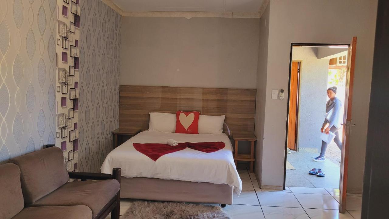 Pab-Love Guest House Kuruman Dış mekan fotoğraf