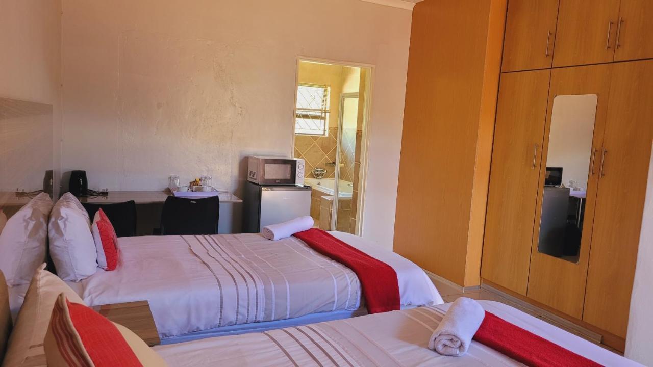 Pab-Love Guest House Kuruman Dış mekan fotoğraf
